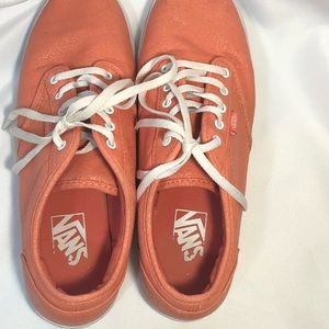 VANS US 9 Women’s Coral Paisley Henna Print